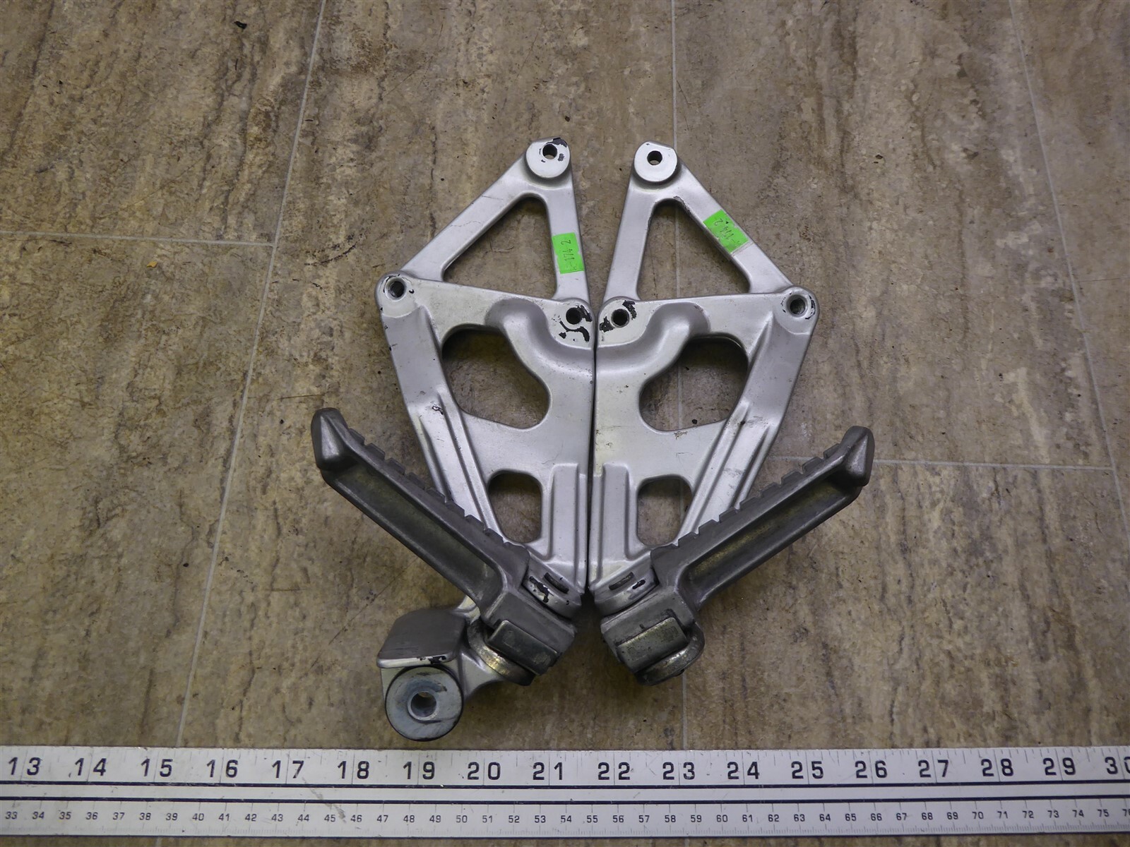 Fooページ 1989 Kawasaki ZX750 H Ninja K174-2) left right rear foot