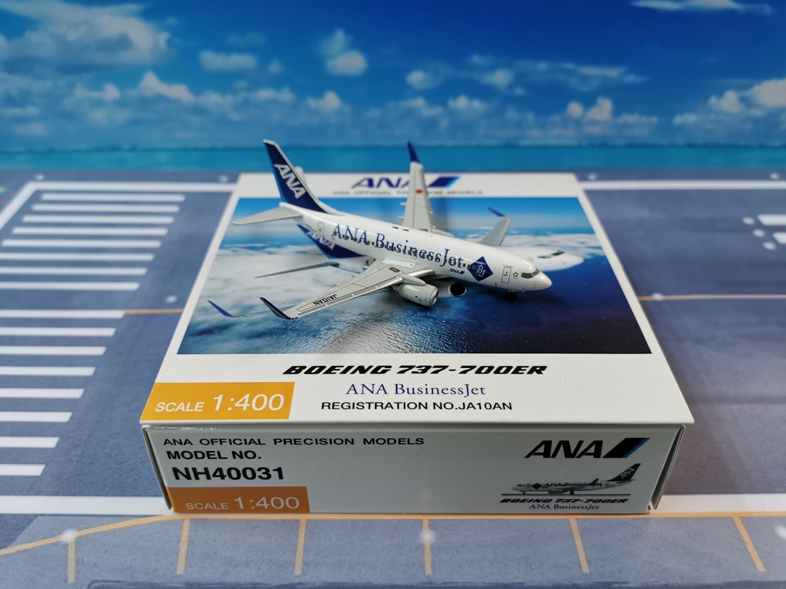 1/400 ANA 全日空 737−700ER 「Business jet」 Hogan NH40031 ANA B737-700 Business jet JA10AN 1:400 | eBay