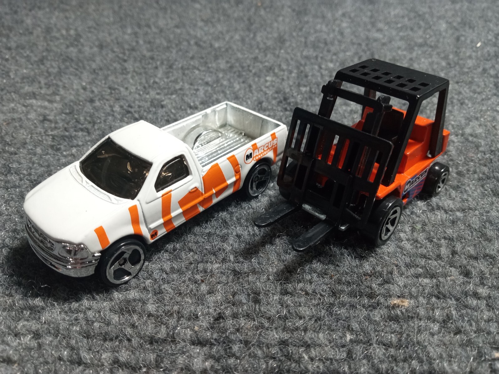 79' Forklift & 96' Ford F-150 Marcus Construction - Loose