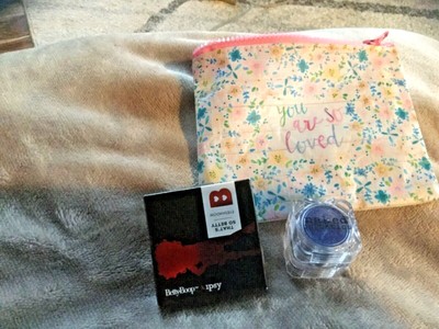  Cosmetic Make-up Bag  your so loved  +Naked eyeshadow & BettyBoop Eyeshadow-NEW