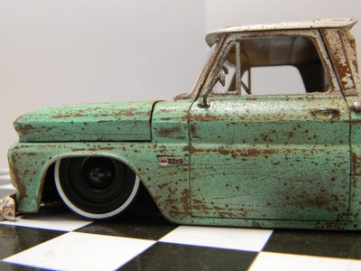 1:25 scale Resin 20 Inch Steel wheels, Whitewall Tire, Baby Moon. Set of 4