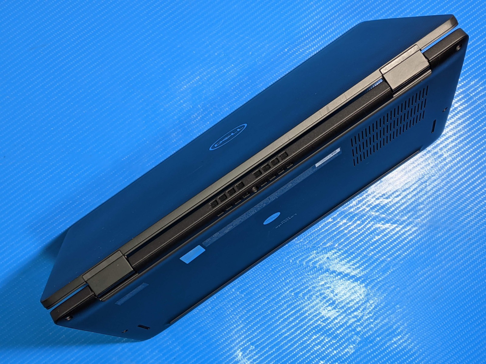 Dell Latitude 7430 14" FHD Touch i7-1265U 32GB RAM 256GB SSD Win 11 Pro - Thumbnail 8