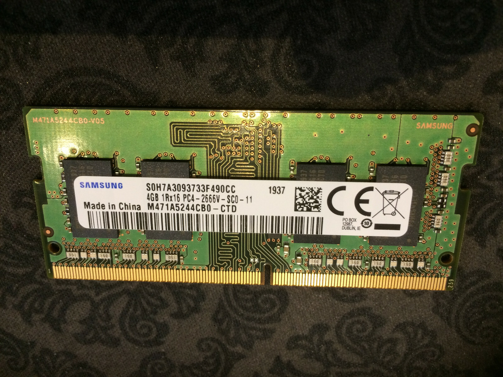 samsung メモリ ４GB Samsung 4GB DDR4 PC4-21300, 2666MHZ, 260 PIN SODIMM, 1.2V