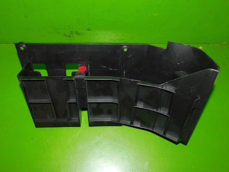 06-11 CLS 550 63 W219 OEM 2118900314 rear trunk jack holder mount box