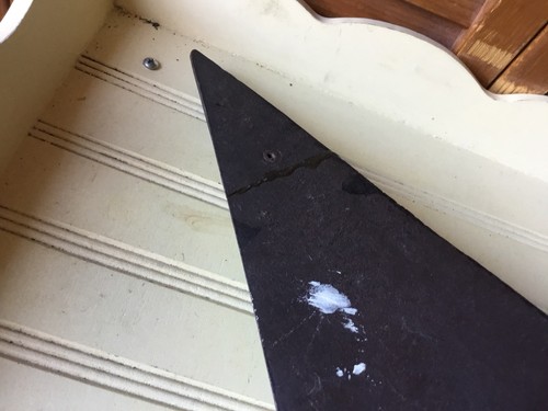 22” DIAMOND SHAPED WALL ART PLAQUE LOOKS LIKE BARK & GOLD COLORED CASTLE CENTER