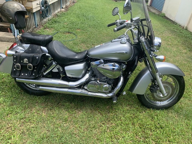 Honda shadow vt 400