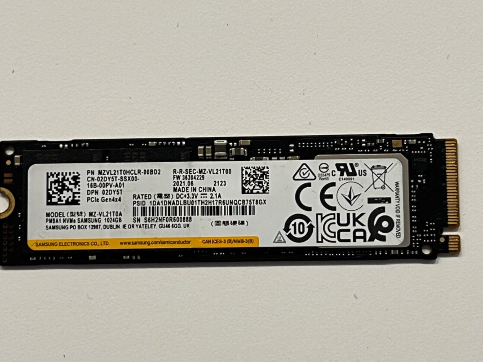 Samsung 1024GB 1TB PCIe Gen4x4 SSD MZ-VL21T0A (MZVL21T0HCLR) | eBay Samsung 1024GB 1TB PCIe Gen4x4 SSD MZ-VL21T0A (MZVL21T0HCLR) | eBay