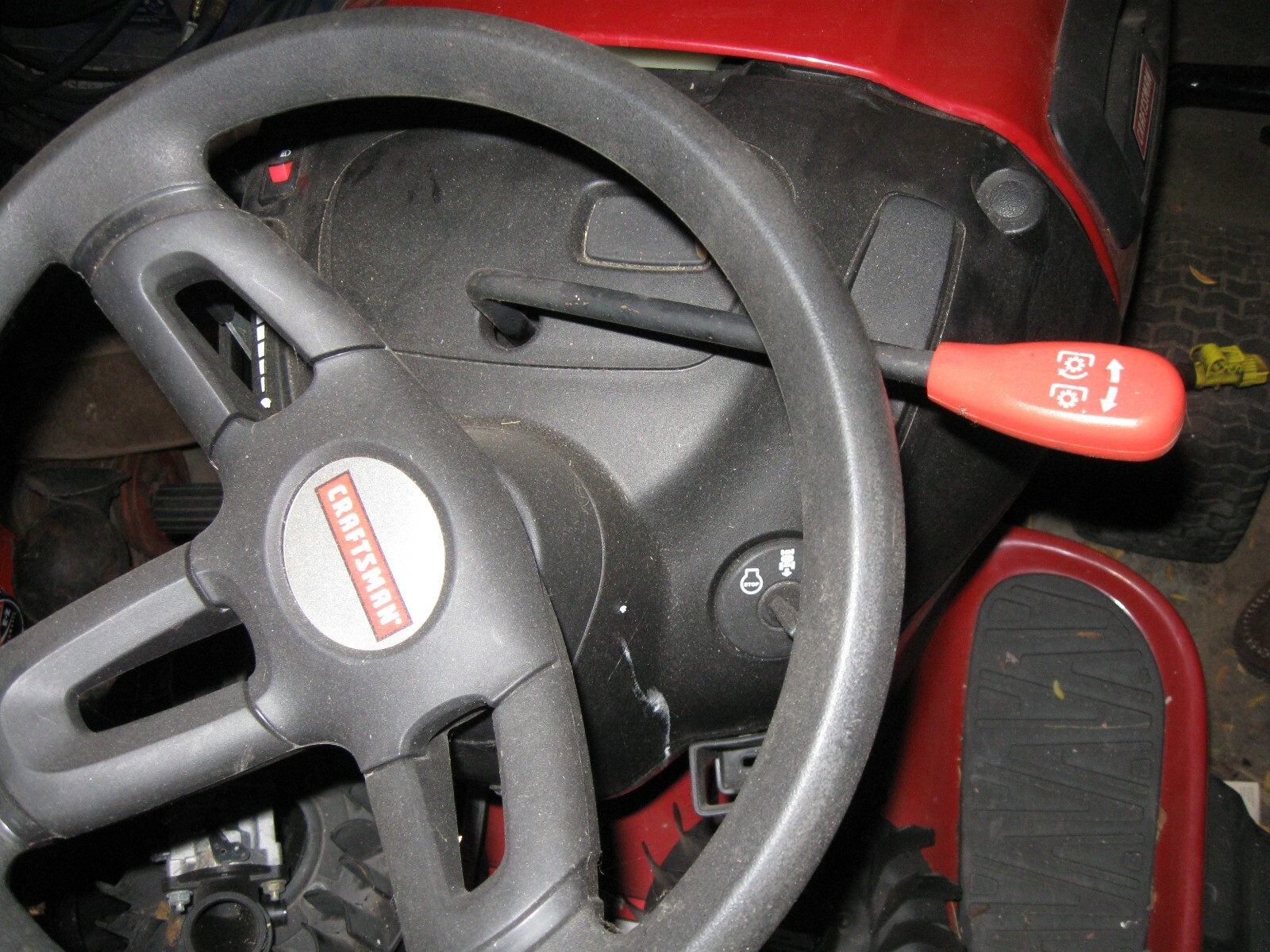 Craftsman YTS 3000 Lawn Tractor for Parts Local Pickup No Shipping