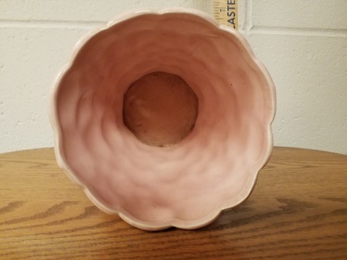 McCoy/Brush USA 1940's  Pink Pebblecraft 5