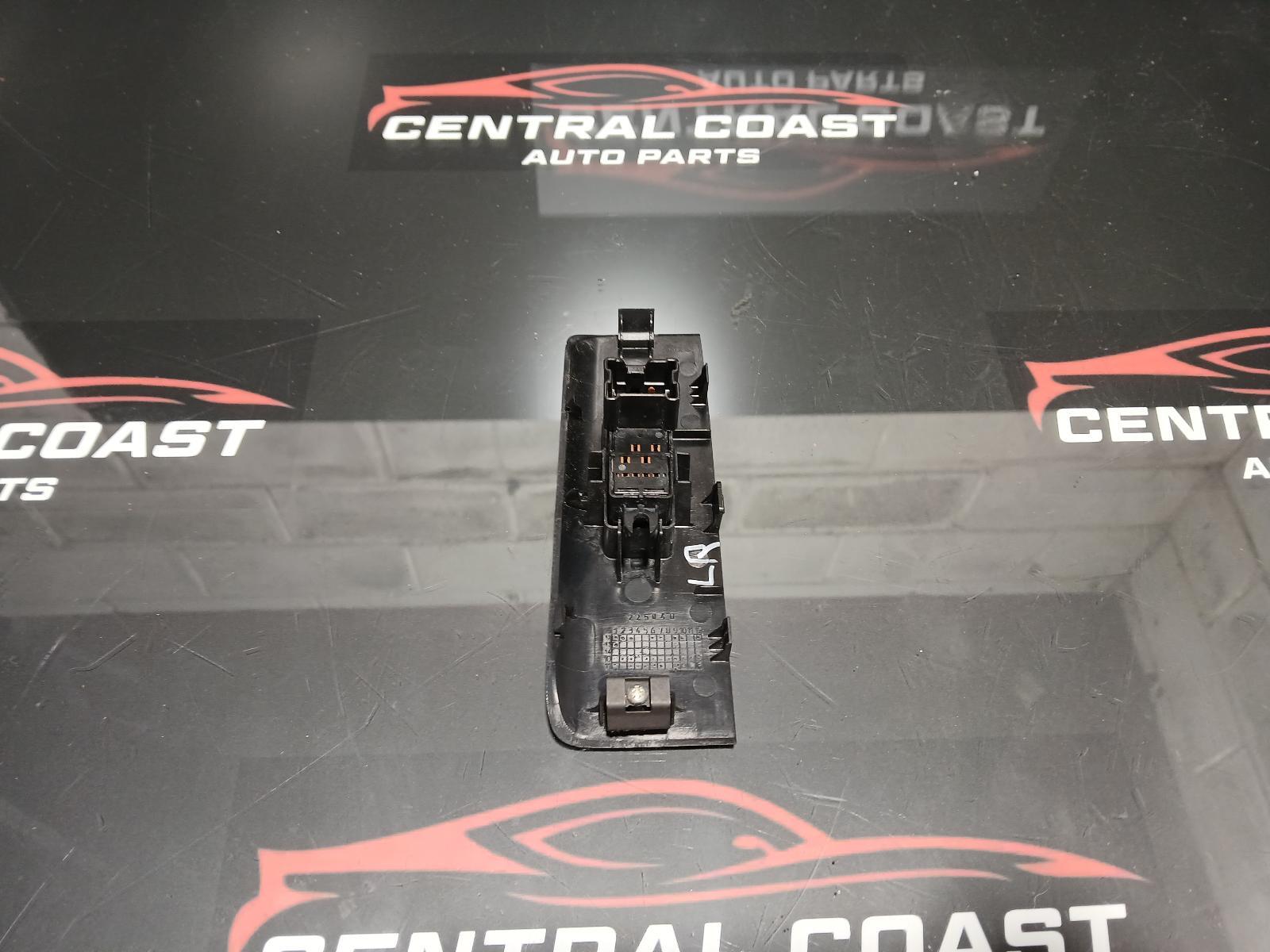 2013 Nissan Navara POWER WINDOW SWITCH D40 LH REAR 09/05-08/15 05 06 07 08 09 10 11 image 3