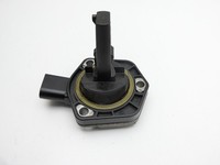 VW Phaeton 3D 02-07 4,2 246KW Sensor Motoröl Ölstandsensor VW Phaeton 3D 02-07 02.09.2004 1J0907660C 6PR008079-03... Vorschau 2