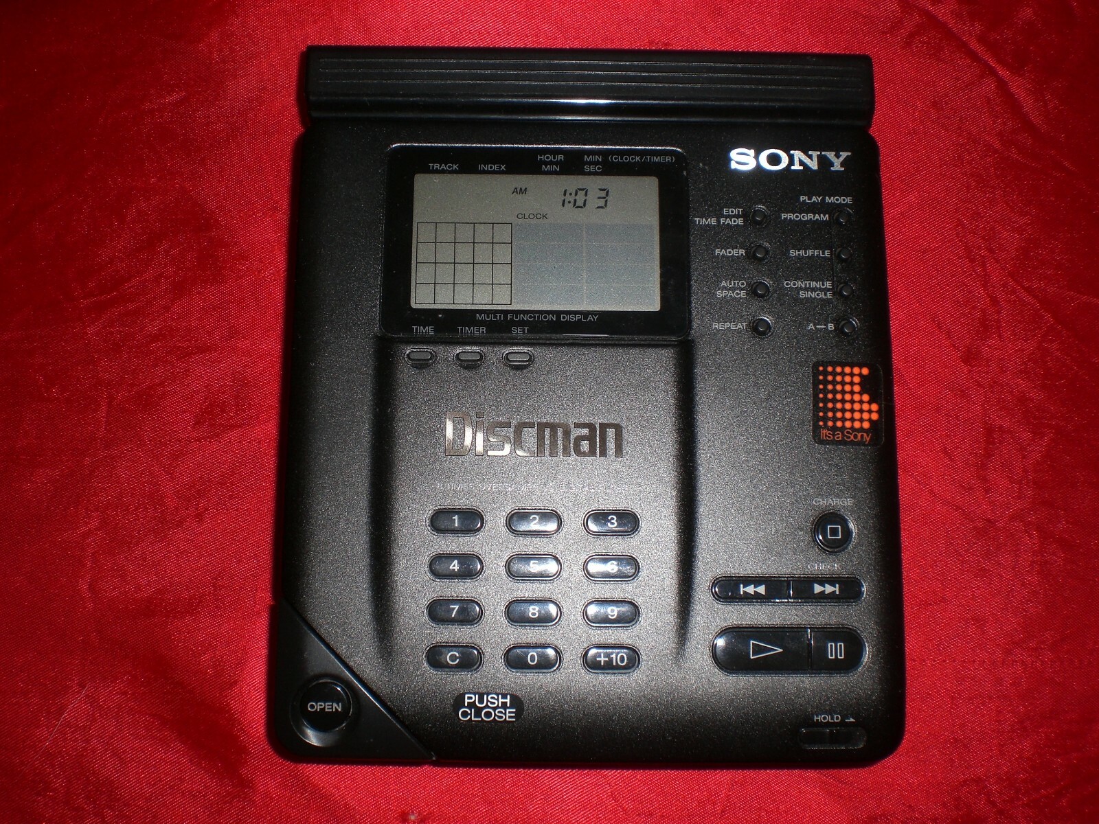 Broken SONY Discman CD Player D-350 for parts or repair