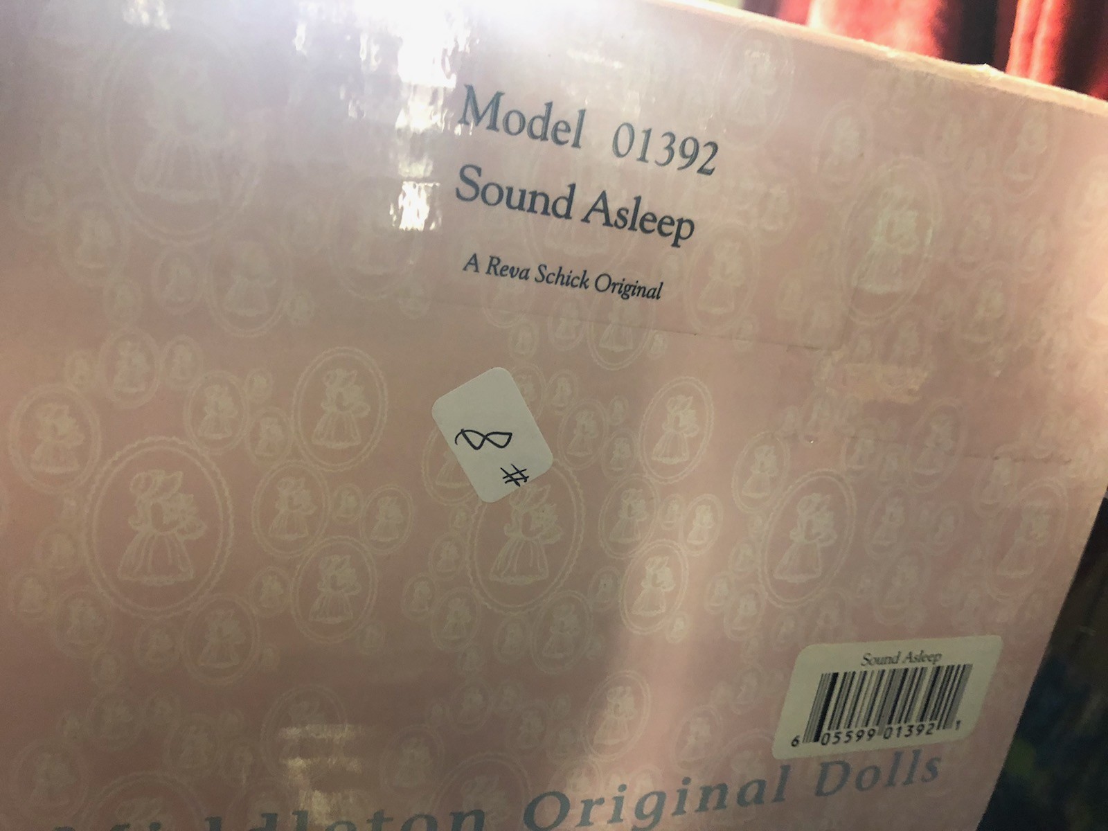 BRAND NEW   Lee Middleton Sound Asleep !