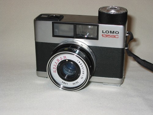 LOMOGRAPHY LA SARDINA COYOTE LIMITED EDITION 35MM FILM CAMERA WITH