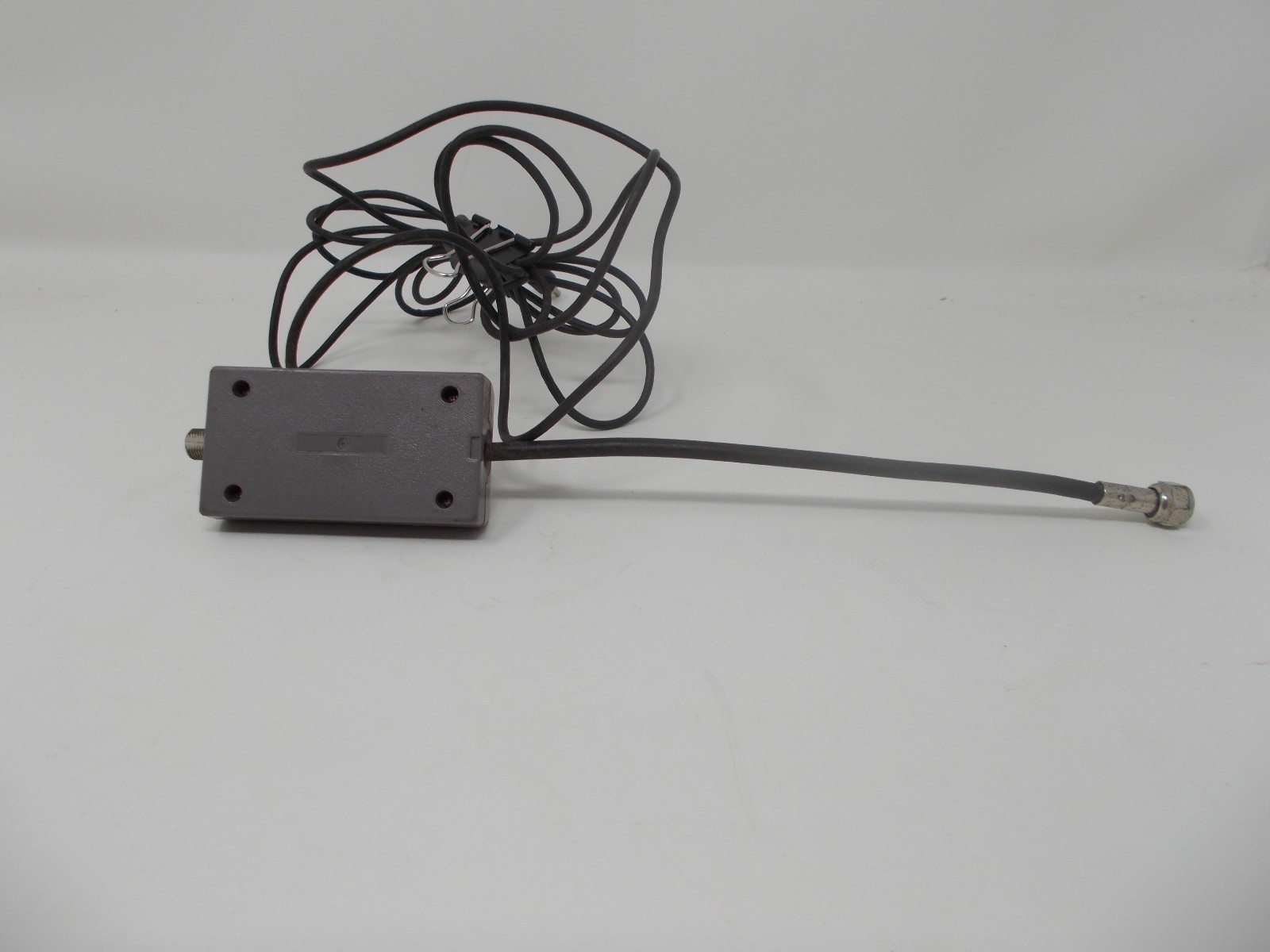 Nintendo RF Switch NES-003 (A27)