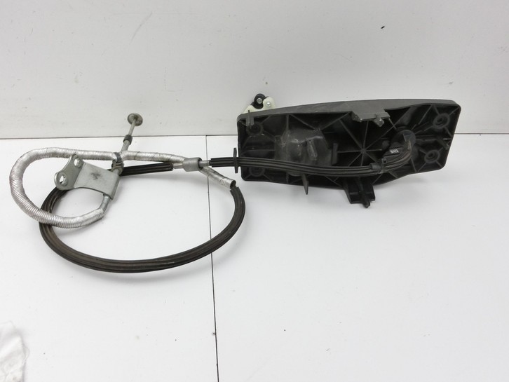 Audi A4 8W 19-24 TDI 2,0 120KW Autom Schaltzug Schaltseilzug Schaltseil Audi A4 8W 19-24 27.01.2020 8W0713052AD... Bild 6