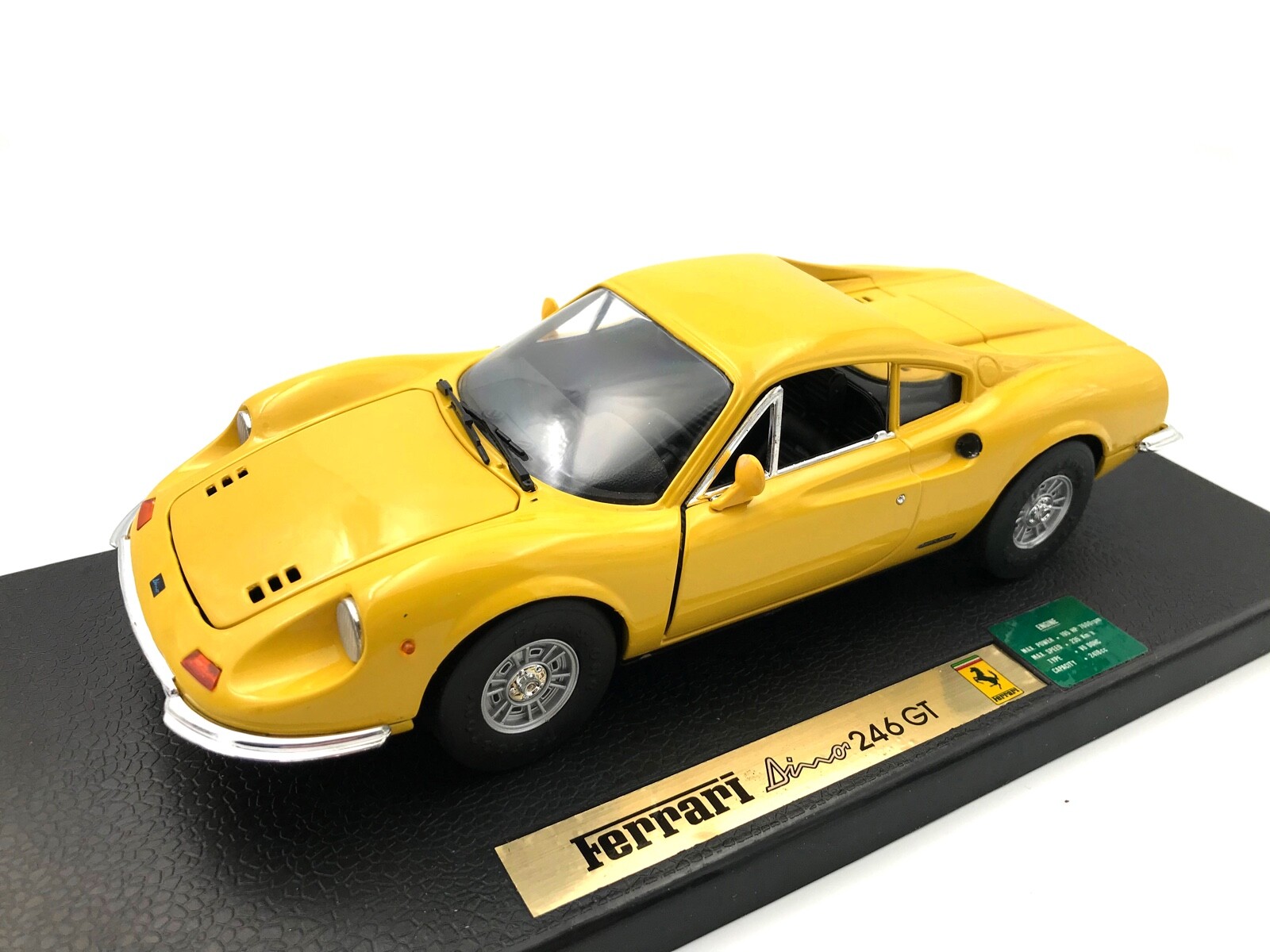 1/18 アンソン製 フェラーリ ディーノ 246 GT Ferrari Dino 246GT Yellow Anson 1/18 - YouTube