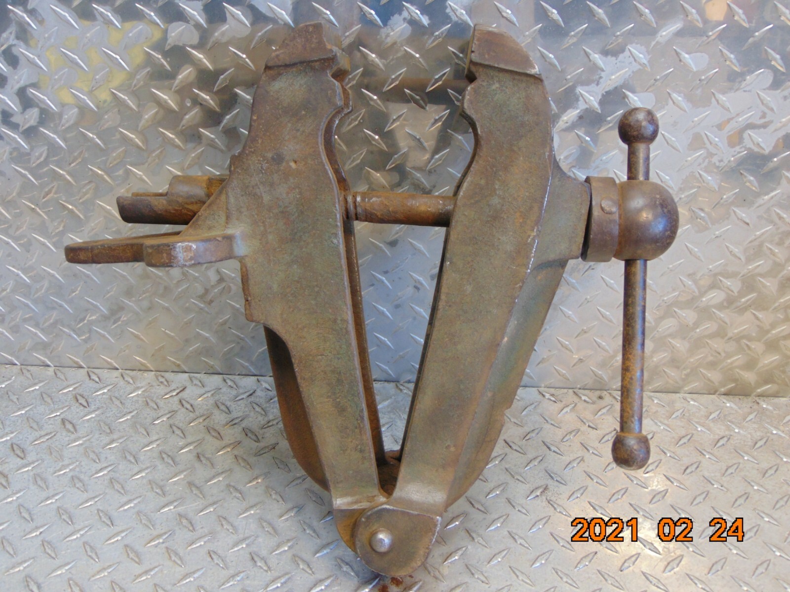 クロックワイズ.   34 Happybuy 4 Inch ACCU Lock Down Vise Precision Milling Vise 4