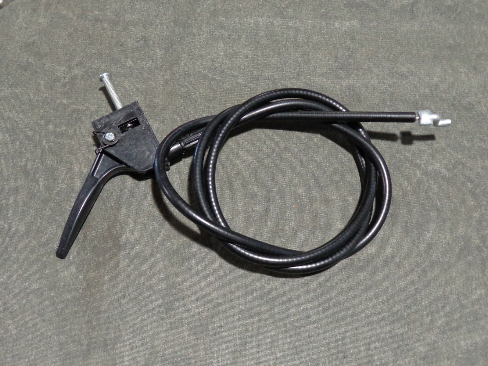 Tomi  Amazon.com: Husqvarna 539112438 Lawn Tractor Throttle Cable