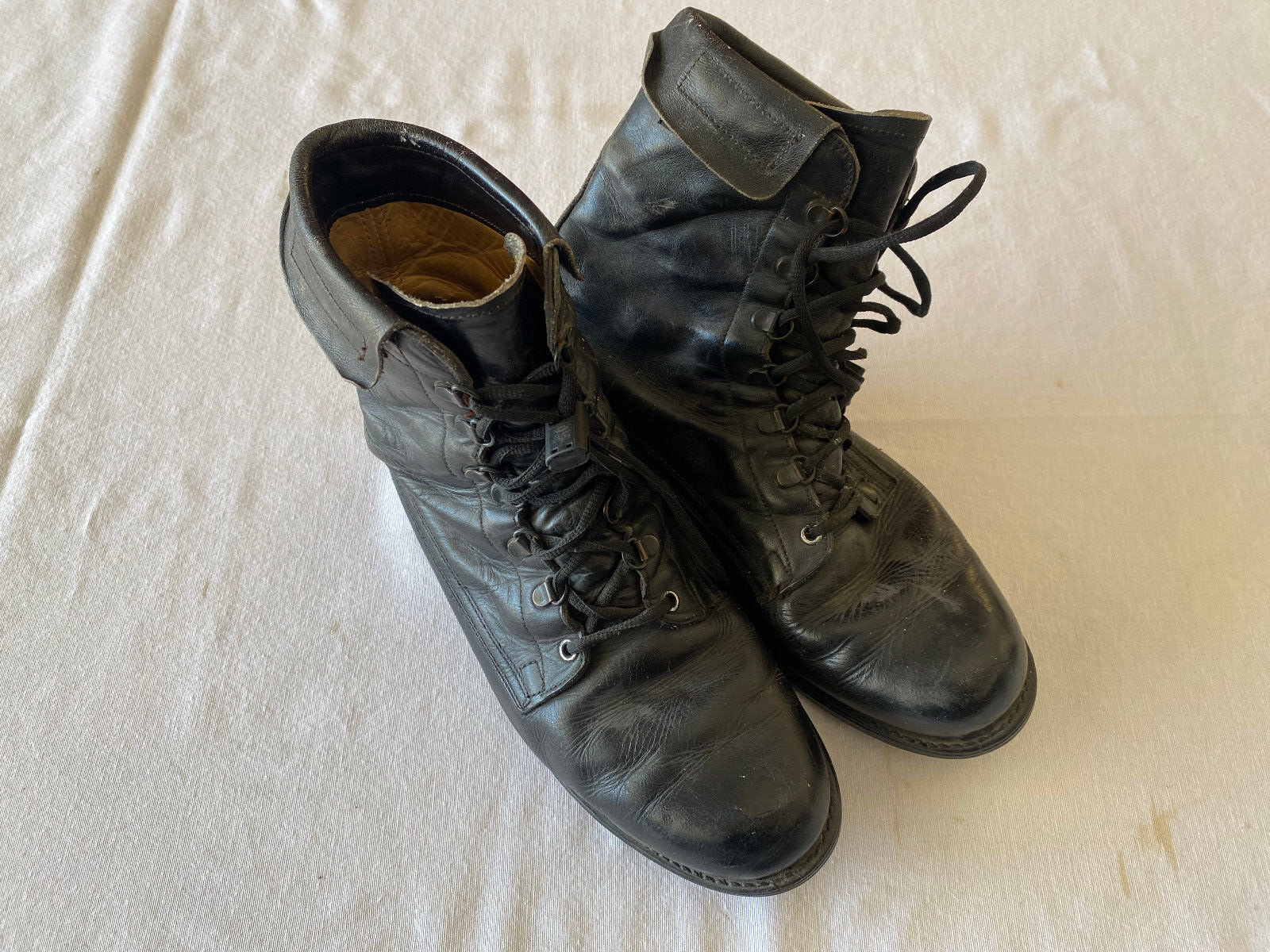 Vintage 1972 Addison Shoe Company U.S. Military Flight Boots