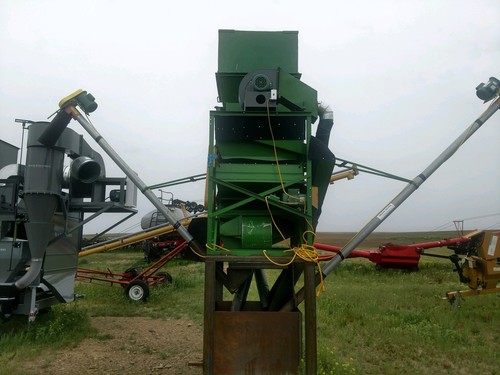 2016 Lightfoot Seed Cleaner