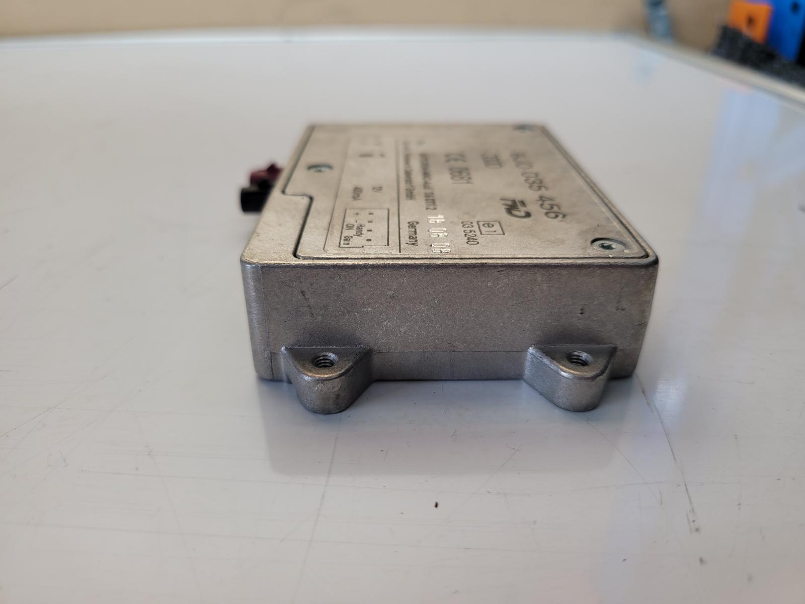 2008 Audi A5 STEREO/HEAD UNIT AMPLIFIER 8T 10/07-01/12 image 3