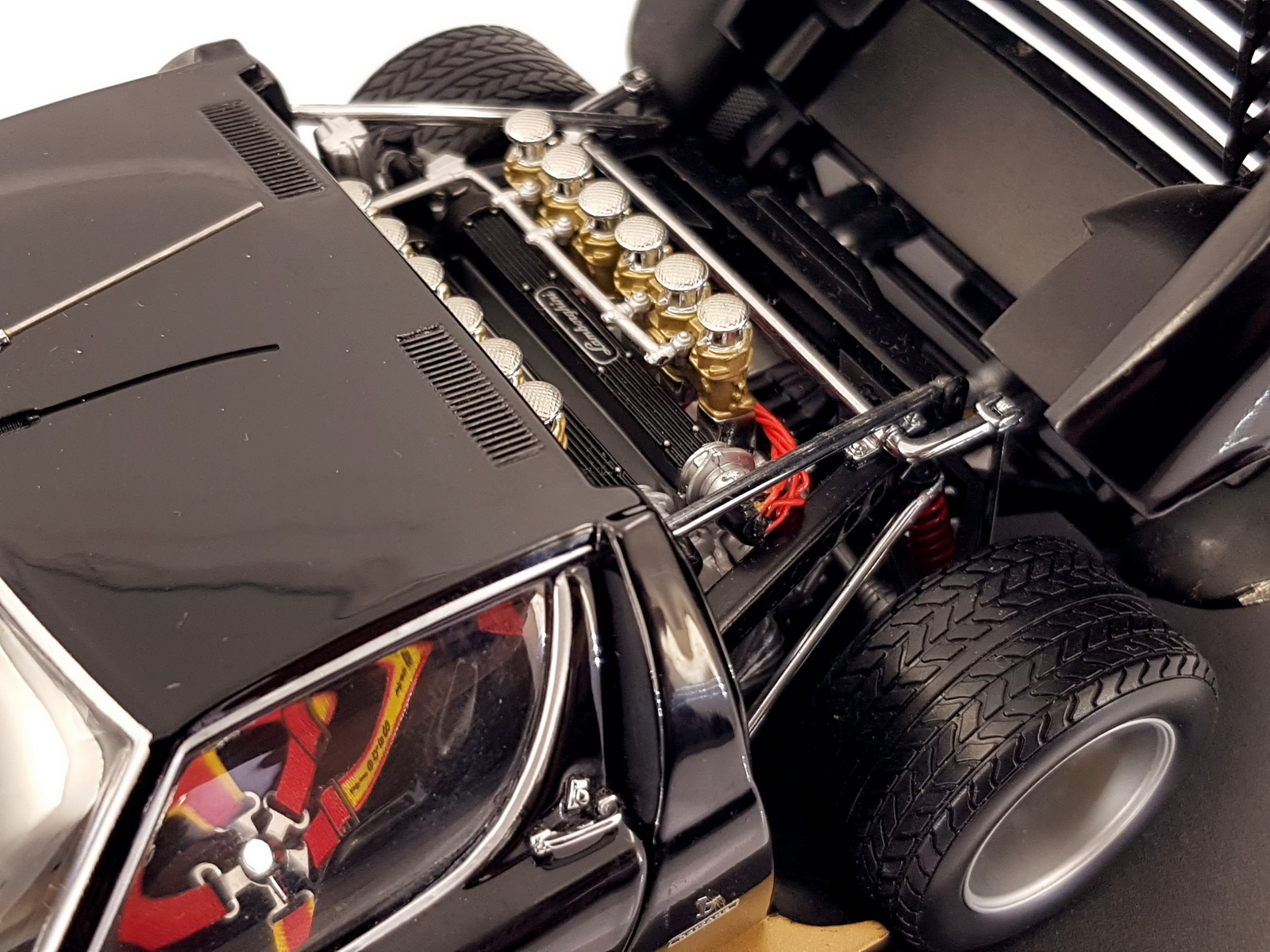 Kyosho 1:18 scale Lamborghini Jota SVR 