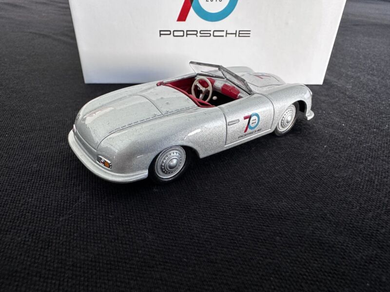 Porsche 356 Speedster 70th Anniversary Limited Run 1:43 Porsche 356 Speedster 70th Anniversary Limited Run 1:43