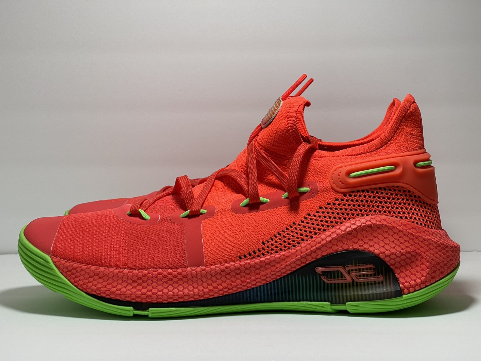 curry 6 red