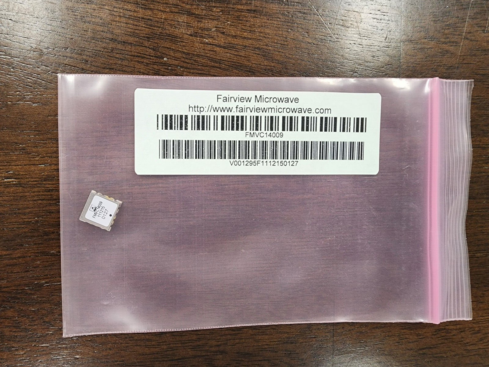 Fairview Microwave FMVC14009 SMT Voltage Controlled Oscillator VCO NEW!!