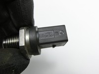 BMW F45 14-18 1,5 85KW Railsensor Drucksensor 2 BMW F45 14-18 22.11.2017 8570936 13628570936 0281006447... Vorschau 4