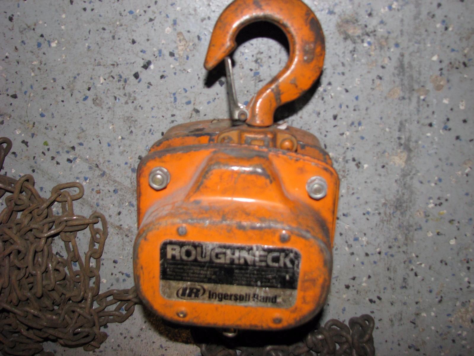 IR Ingersoll Rand Roughneck 1 Ton 2000 lb Manual Chain Lifting Lift Hoist