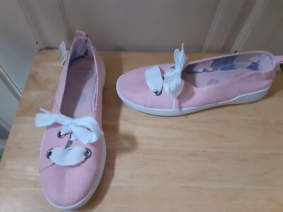 Rocket Dog Woman's Sneakers w/plush zone foam Size 9M   NEW WITH TAGS