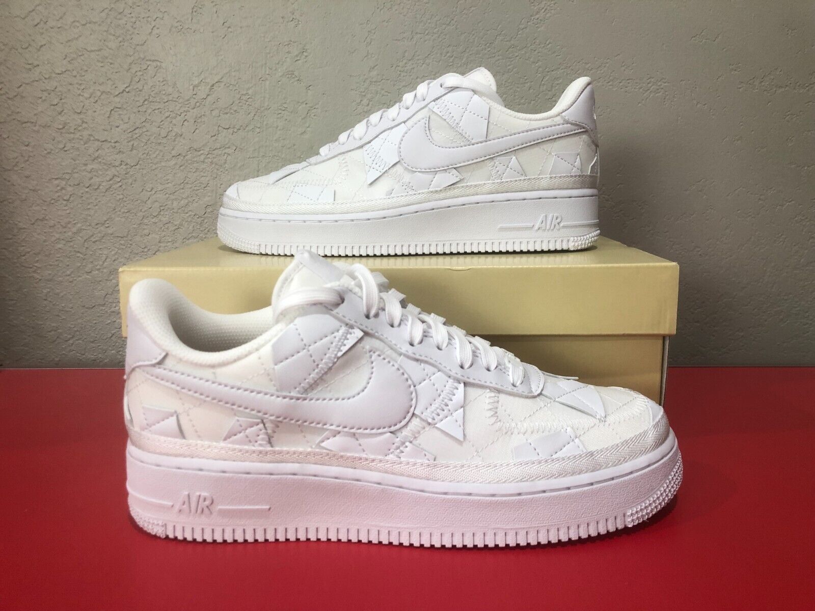Nike Air Force 1 Low SP Billie Eilish Triple White US 7.5 Nike Air Force 1 Low SP Billie Eilish Triple White US 7.5