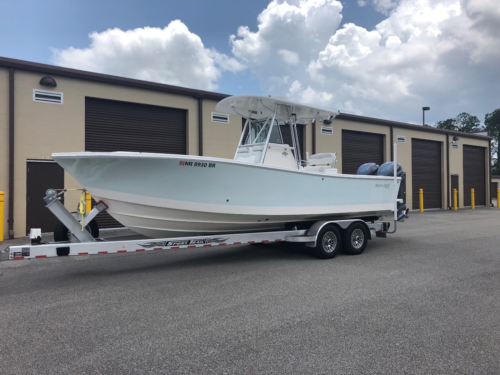 2009 Regulator 26FS