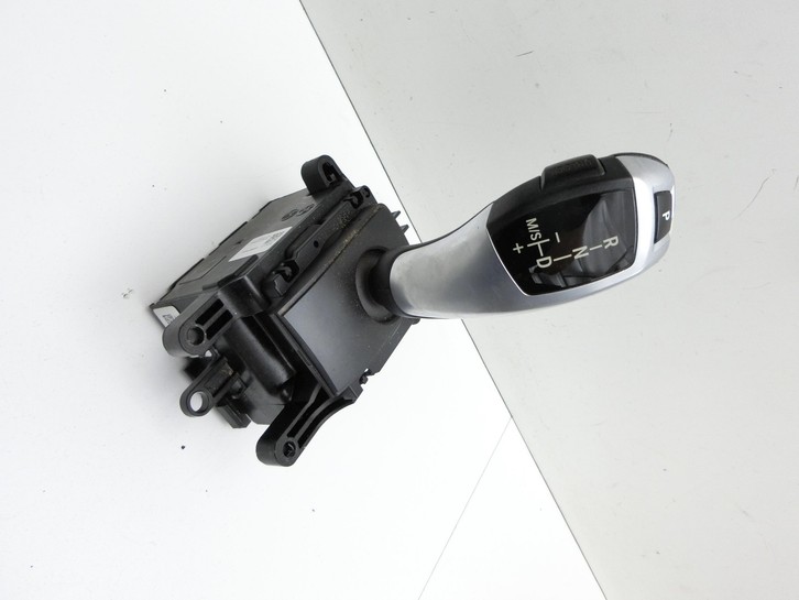 BMW 525d F10 13-17 2,0d 160KW Autom Schaltkulisse Schalthebel BMW 525d F10 13-17 27.02.2014 7950394 61317950394... Bild 2