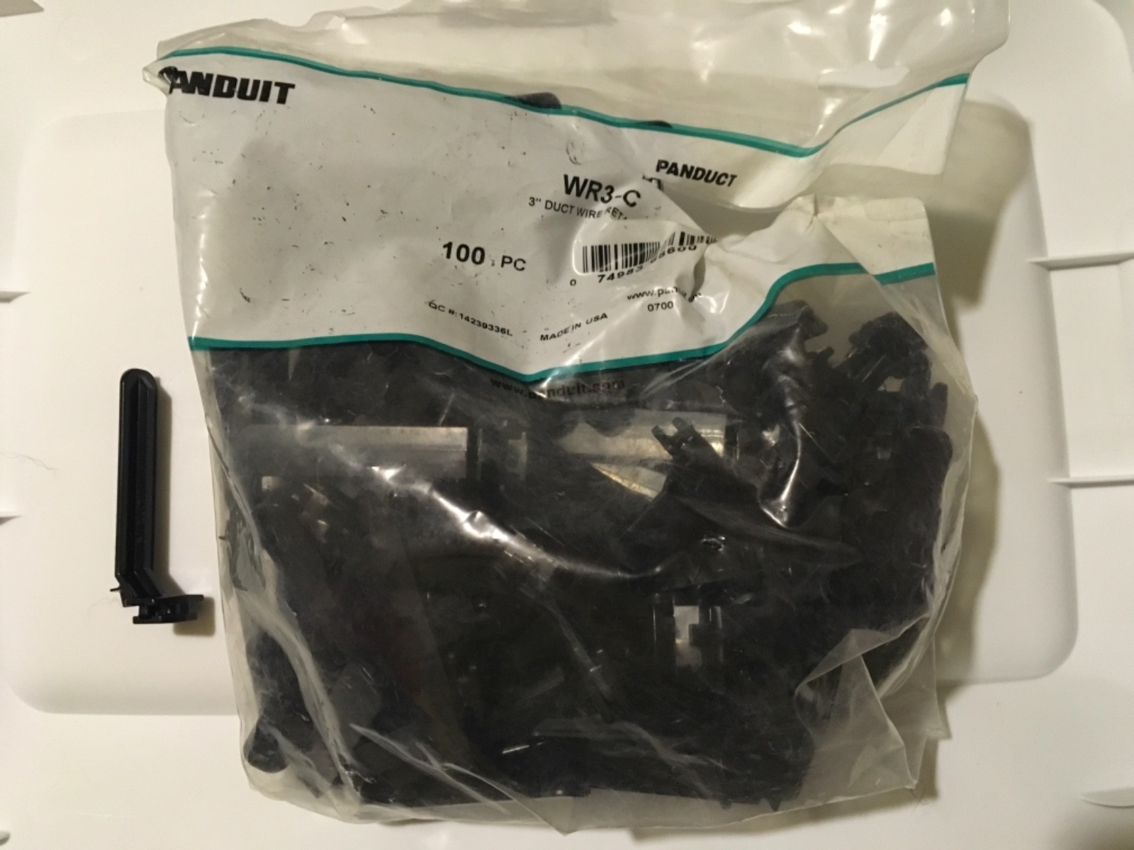 LOT OF 100 PANDUIT WR2-C 2