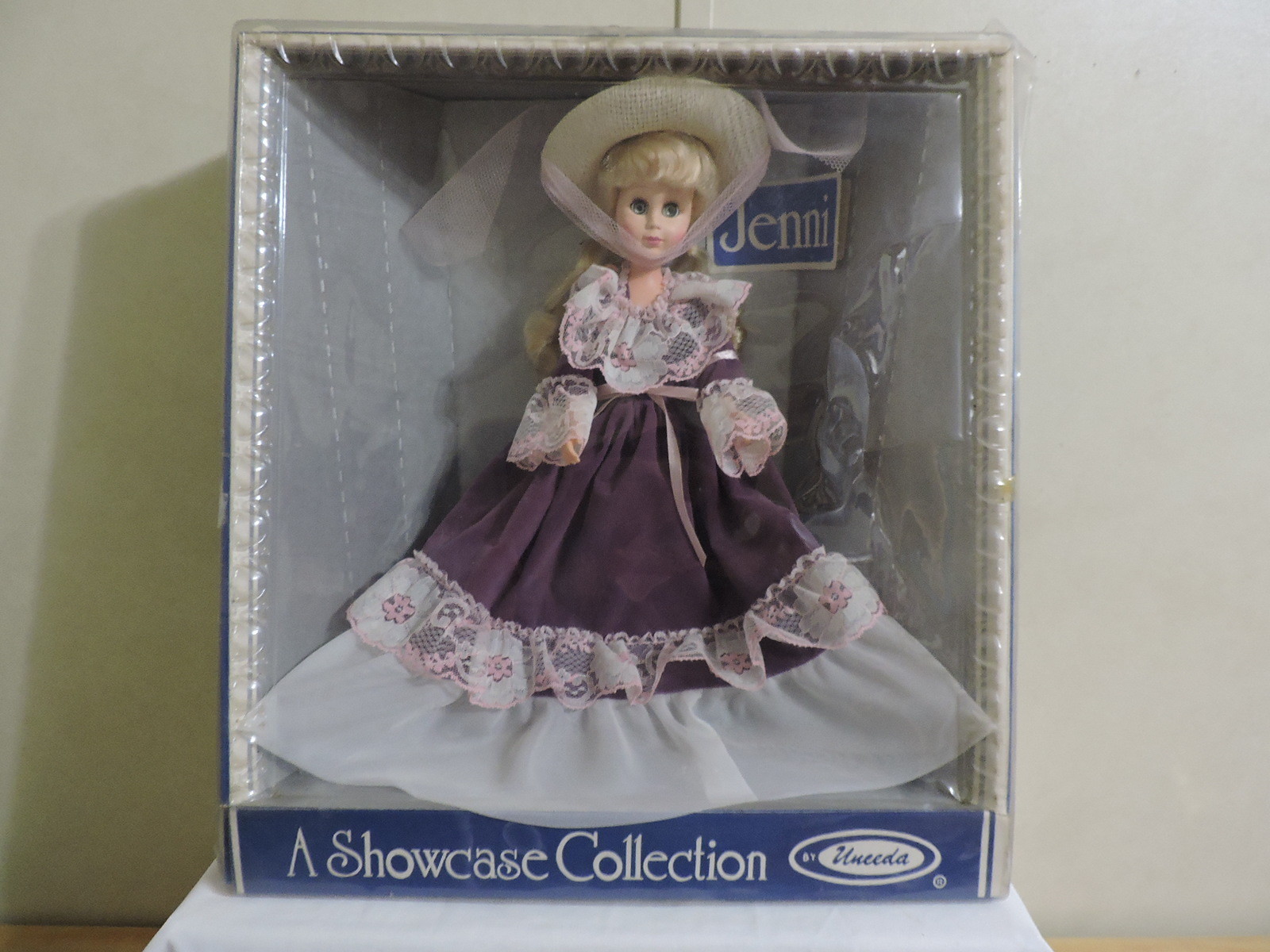 Vintage 1979 Jenni Doll By Uneeda In Original Box Uneeda Showcase Collection