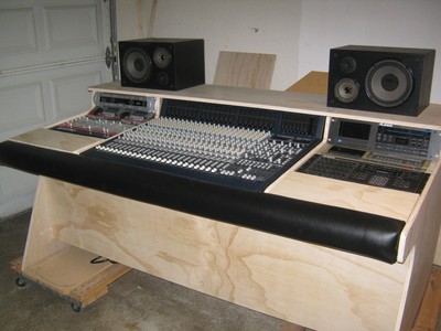 Hawkins Studio Consoles/Furniture/Fixtures/consoles/Desk
