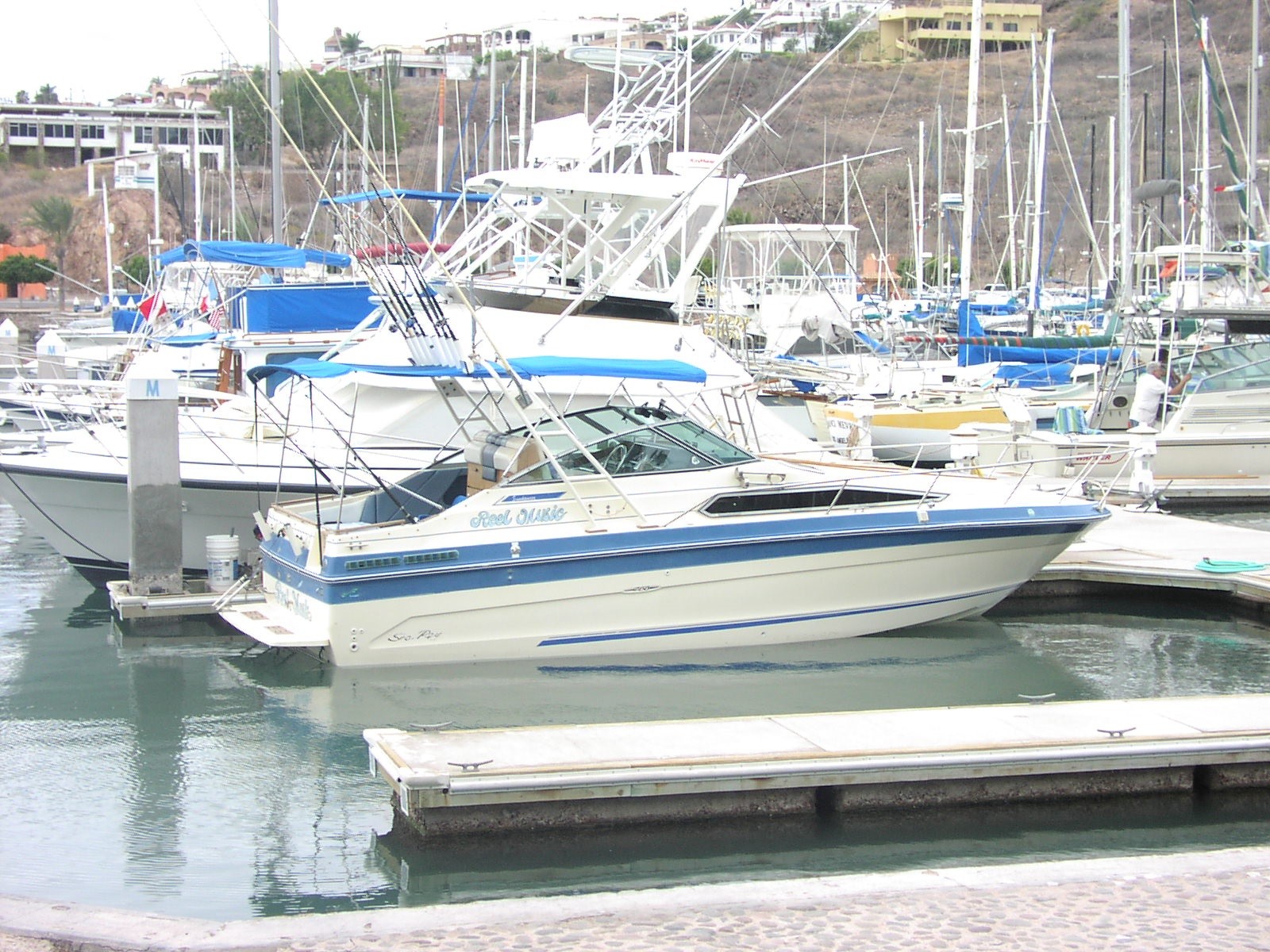 '87 SeaRay 268 Sundancer with 8.1 496 Mercruiser/Bravo 3 Retrofit 130 hrs