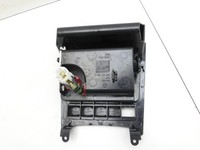 VW Golf VI 5K 08-12 Lim Ablagefach Staufach Fach mit ESP Schalter VW Golf VI 5K 08-12 26.01.2012 5K0857961A gebraucht Vorschau 5