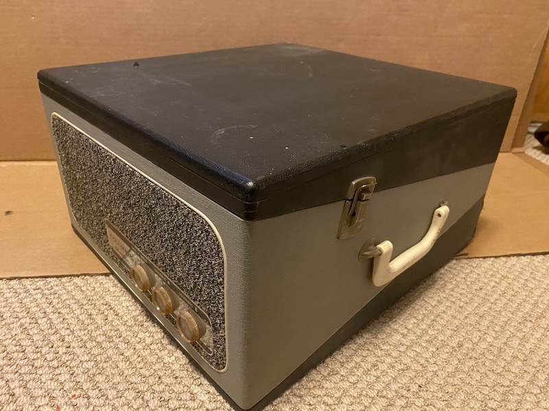 Columbia Suitcase C-1011G Portable Record Player Mid-Century