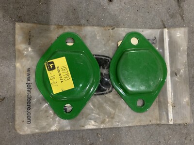 OEM JOHN DEERE  h87193 FINGER HOLE COVER
