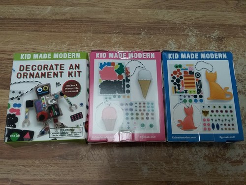 Kid Made Modern Decorate An Ornament Kit Lot Of 7 *30598