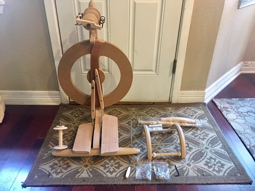 Spinning wheel Kromski Fantasia Unfinished lazy kate extras