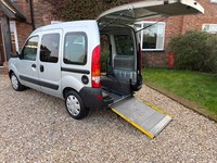 Renault kangoo Fiat doblo Vauxhall combo disabled car Wav wheelchair ramp