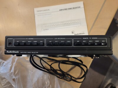 Radio Shack 15-2100A Amplified Video Selector Vintage Tandy VCR Cable TV Aux Box