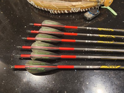 Victory VAP  Target Elite 2 degree right helical 4 fletch  (400 Spine)