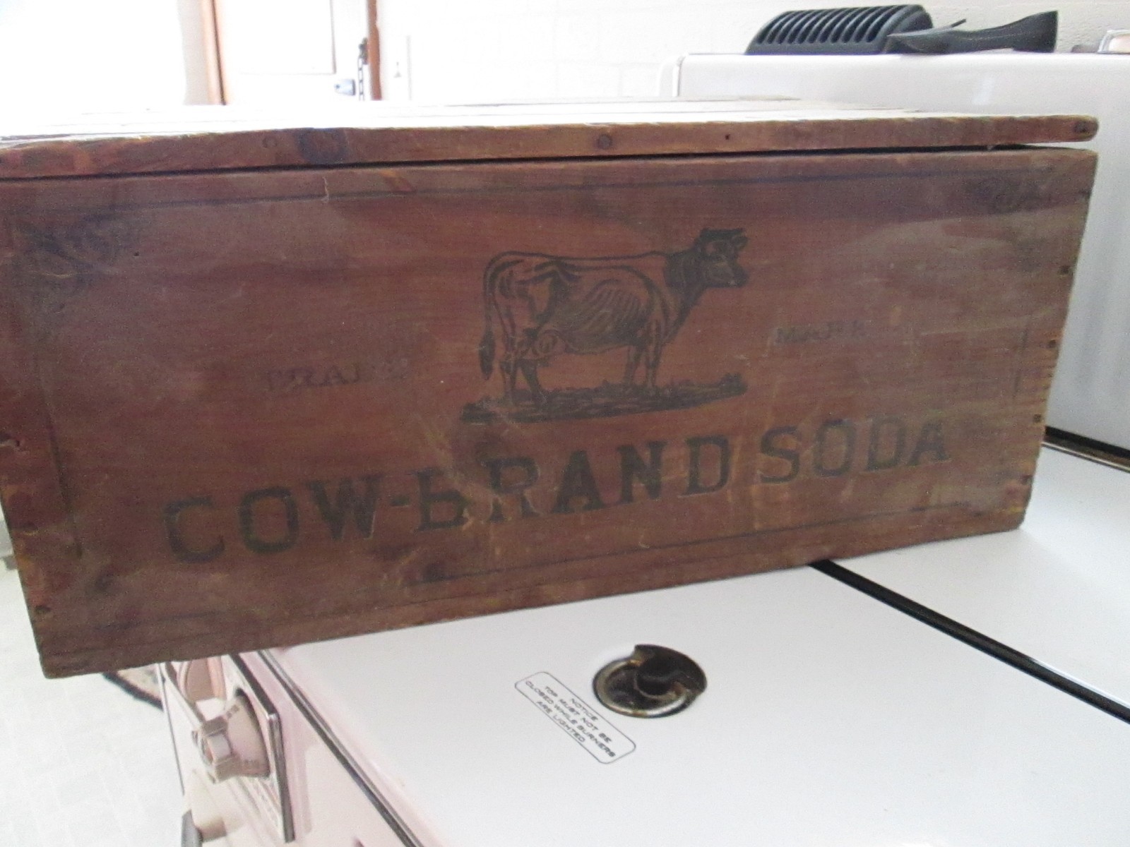 Antique Wooden Box Crate Cow Brand Soda Wood w/ Lid