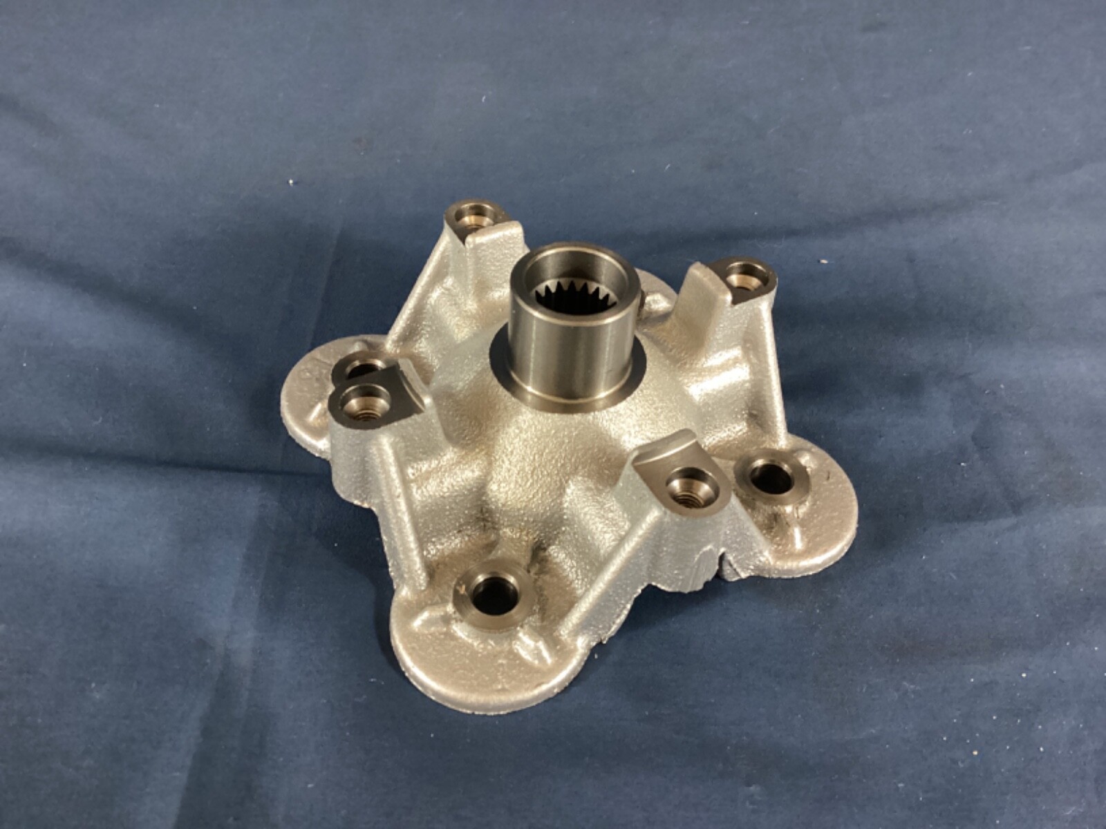 Kazu#13 NEW open box OEM Kawasaki Front Wheel Hub, 49030-0013* | eBay